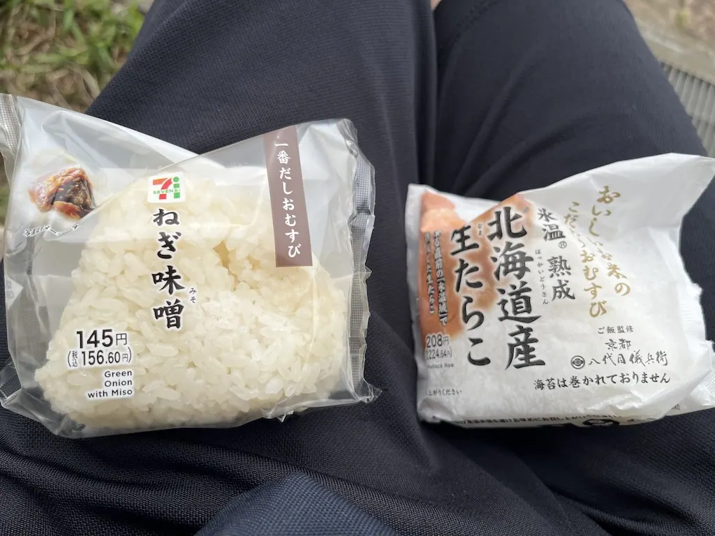 潮風公園のベンチ