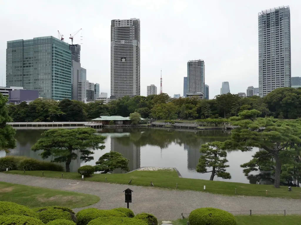 都会のオアシス「浜離宮恩賜庭園」をぶらり散歩