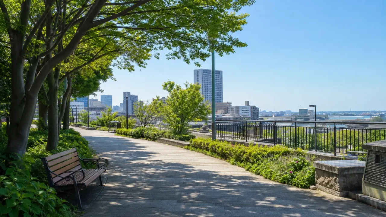 千葉駅で無料寄りに休みたい人向けに、ひとりで過ごしやすい公園、水辺、展望、雨の日の切り替え候補を時間別に整理します。