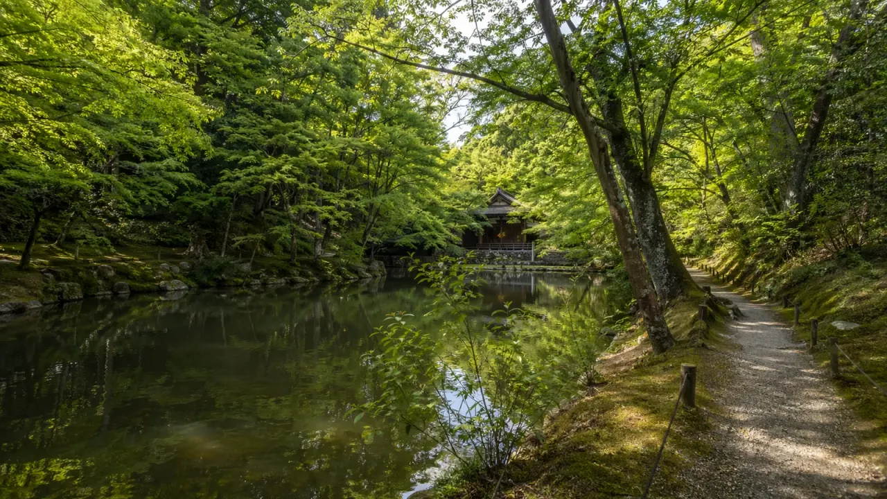 横浜の久良岐公園で、谷戸の池と木立、久良岐能舞台まわりを静かに歩く散歩を紹介。上大岡・磯子方面から入りやすい1時間半の使い方をまとめます。