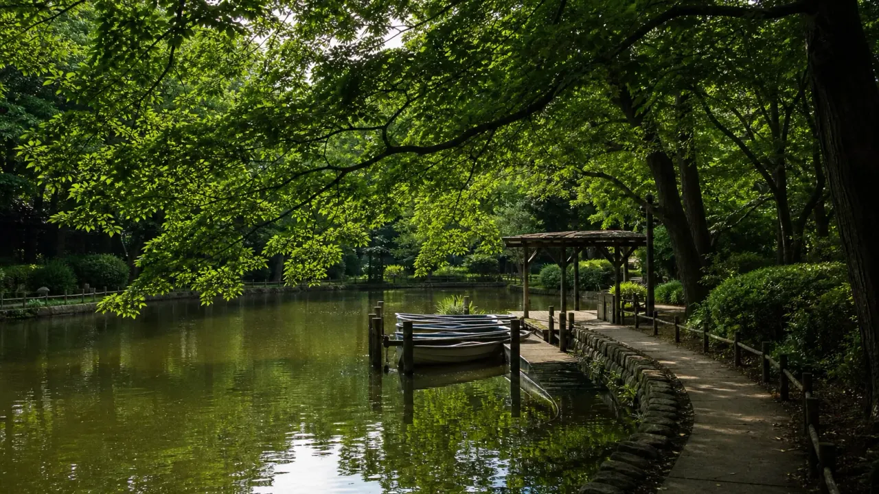 武蔵関公園を歩く|池と木陰で静かに休める練馬区の水辺散歩