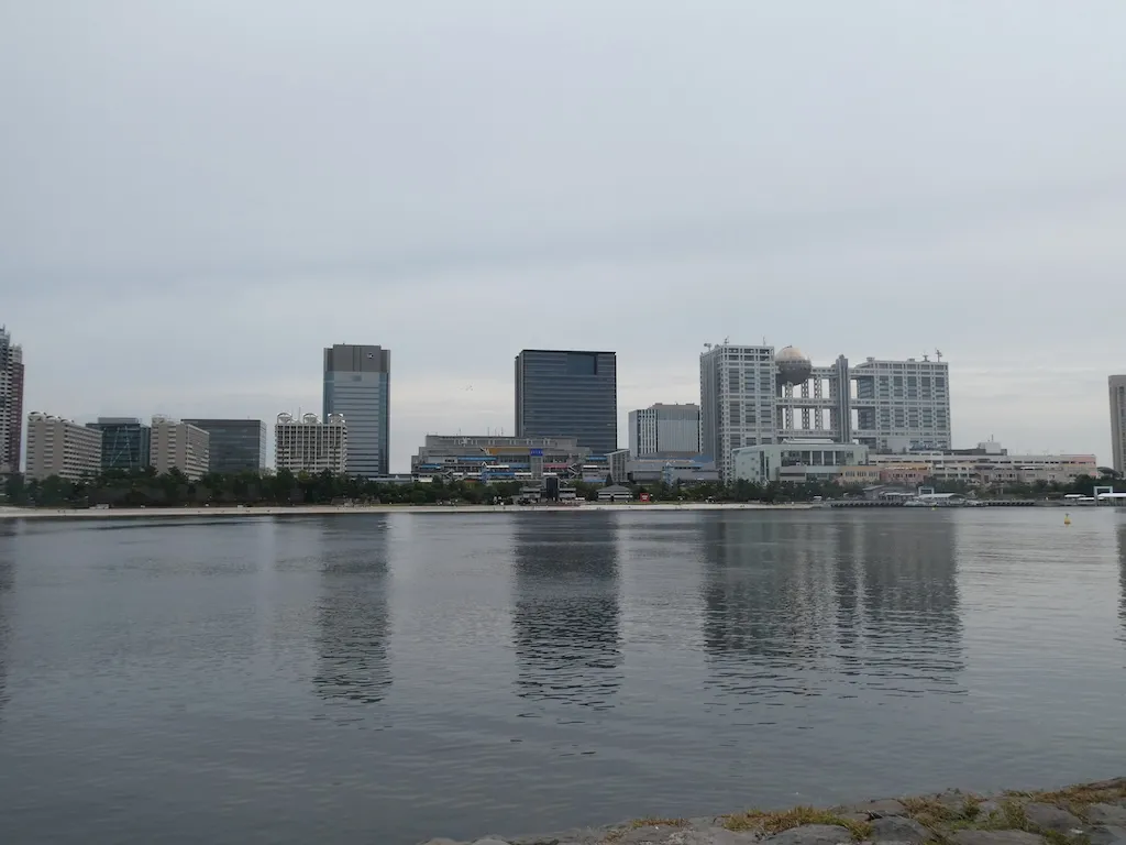 お台場までサイクリングしました（海沿いの公園などを撮影）